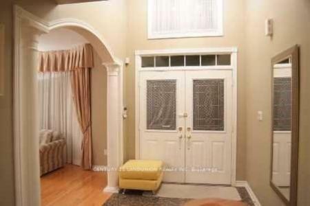 81 GREEN MEADOWS CIRCLE N, Toronto, Ontario M2J 5G6, Canada