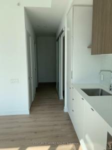 161 ROEHAMPTON AVENUE, Toronto, Ontario M4P 0C8, Canadá