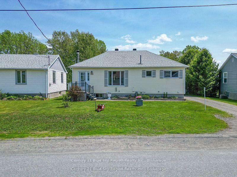 69 SPRUCE DRIVE, Temagami, Ontario P0H 2H0, Canada