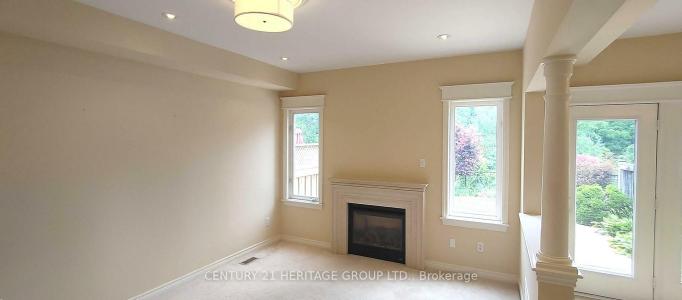 481 WILLIAM DUNN CRESCENT, Newmarket, Ontario L3X 3L4, Kanada
