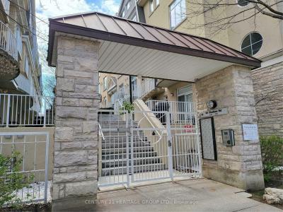 32 STADIUM ROAD, Toronto, Ontario M5V 3P4, Canada