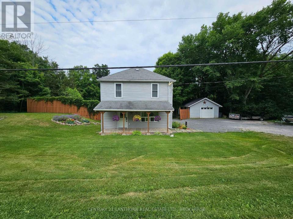 7993 PERTH ROAD, Frontenac (frontenac South), أونتاريو K0K 2L0, كندا
