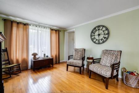 178 ALLEN COURT, Kingsville, Ontario N9Y 2H9, Canada
