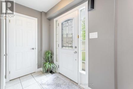 117 THOROUGHBRED BOULEVARD, Hamilton (ancaster), Ontario L9K 1N2, Canada
