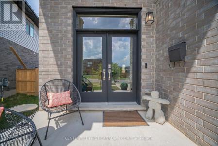 12 LOCKY LANE, Middlesex Centre (komoka), Ontario N0L 1R0, Canada