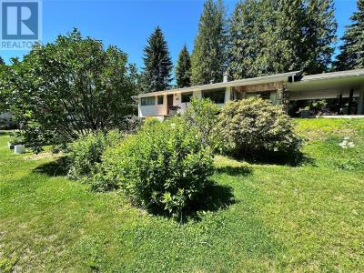 2629 9TH AVENUE, Castlegar, 브리티시 컬럼비아주 V1N 2Y9, 캐나다