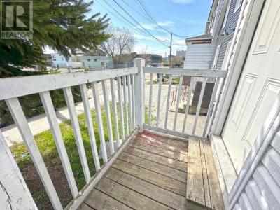 32 BENDELL STREET, Thunder Bay, Ontario P7A 4S7, Canada