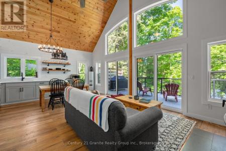 1577 RUGGED LANE, Minden Hills, Ontario K0M 2K0, Canada