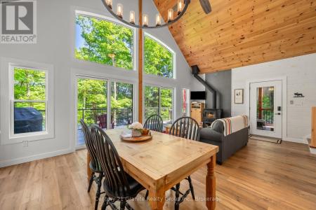 1577 RUGGED LANE, Minden Hills, Ontario K0M 2K0, Canada