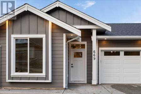 669 SANDERSON ROAD, Ladysmith, British Columbia V9G 0A7, Canada