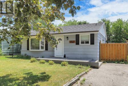 1327 COMMERCE STREET, Pickering (bay Ridges), 安大略省 L1W 1E1, 加拿大