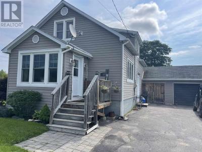 37 GOVERNMENT RD, Thessalon, Ontario P0R 1L0, Canada
