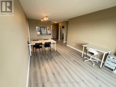 8 MONDEO DRIVE, Toronto (dorset Park), Ontario M1P 5C7, Canada