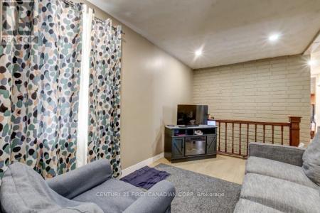 433 SALISBURY STREET, London East (east G), Ontario N5Y 3B3, Canadá