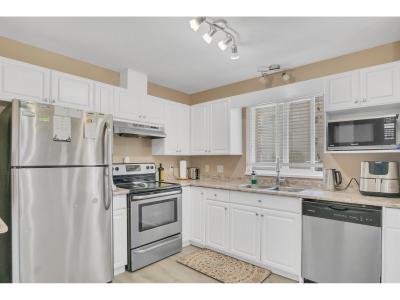 33688 KING, Abbotsford, British Columbia V2S 7P9, Canada