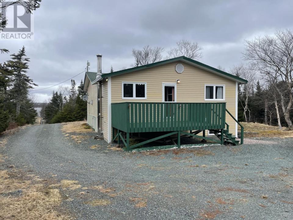 12 THIRD JUNCTION POND ROAD, Middle Gull Pond, Newfoundland And Labrador A0G 1B0, Canada