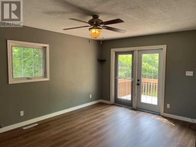 7 MASCOTT AVE, Kenora, Ontario P9N 3A1, Canadá