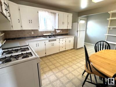 4724 52 AVENUE, Evansburg, Альберта T0E 0T0, Канада