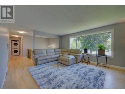 870 SUMAC PLACE, Kamloops, Colombia Británica V2B 6R4, Canadá