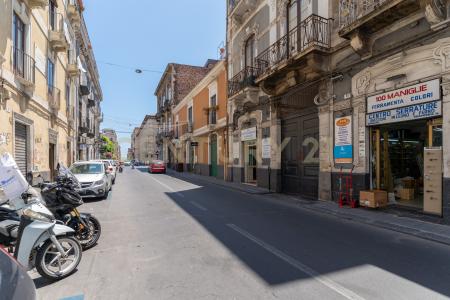 Via Antonino di Sangiuliano, Catania, Sicilia 95127, Italy