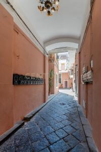 Via Antonino di Sangiuliano, Catania, Sicilia 95127, איטליה