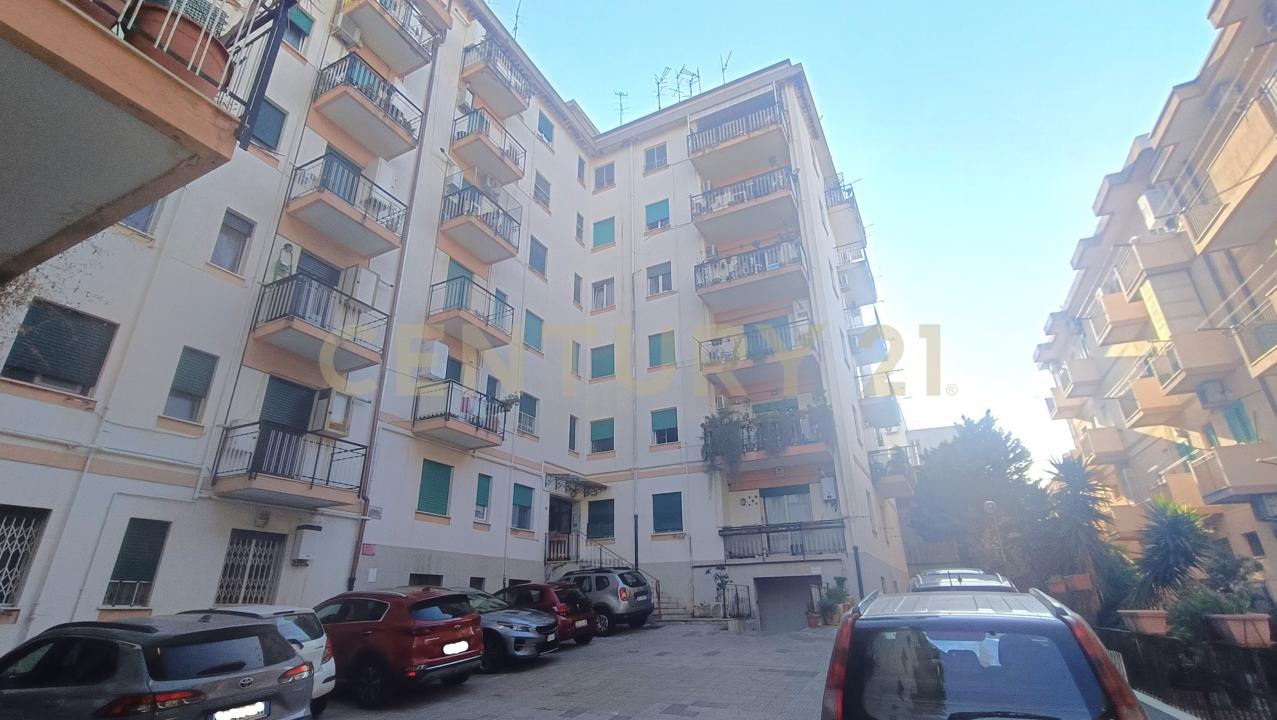 Via Cardinale Giuseppe Guarino, Messina, Sicilia 98124, Italia