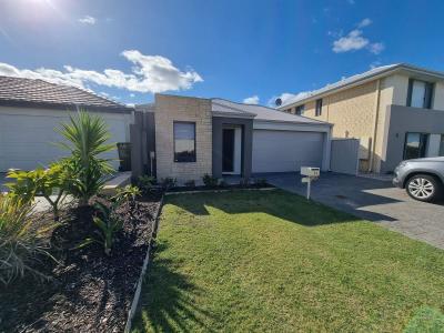 16 Tambrey Avenue, Golden Bay, WA 6174, Australia