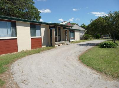 2 Seccombe Street, Nowra, NSW 2541, Australia