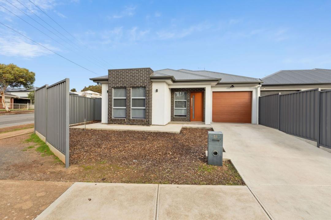 18 Russell Avenue, Seacombe Gardens, SA 5047, 오스트레일리아