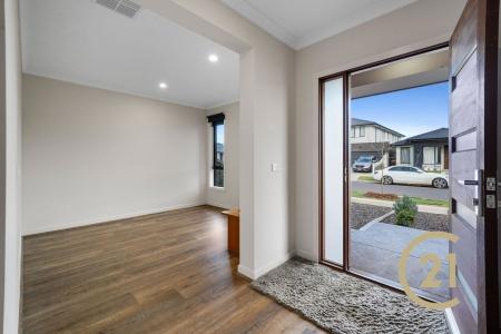 12 Ionica loop, Truganina, VIC 3029, Australia