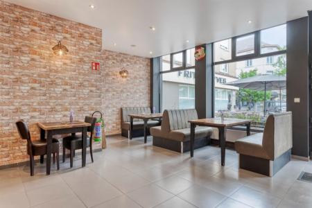 Winston Churchillplein 2, Ronse, 9600, Belgio