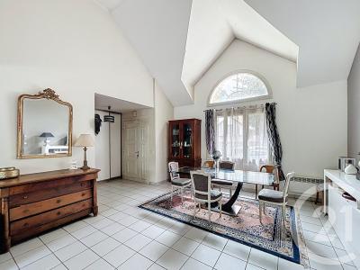 Groslay, Île-de-France 95410, فرنسا