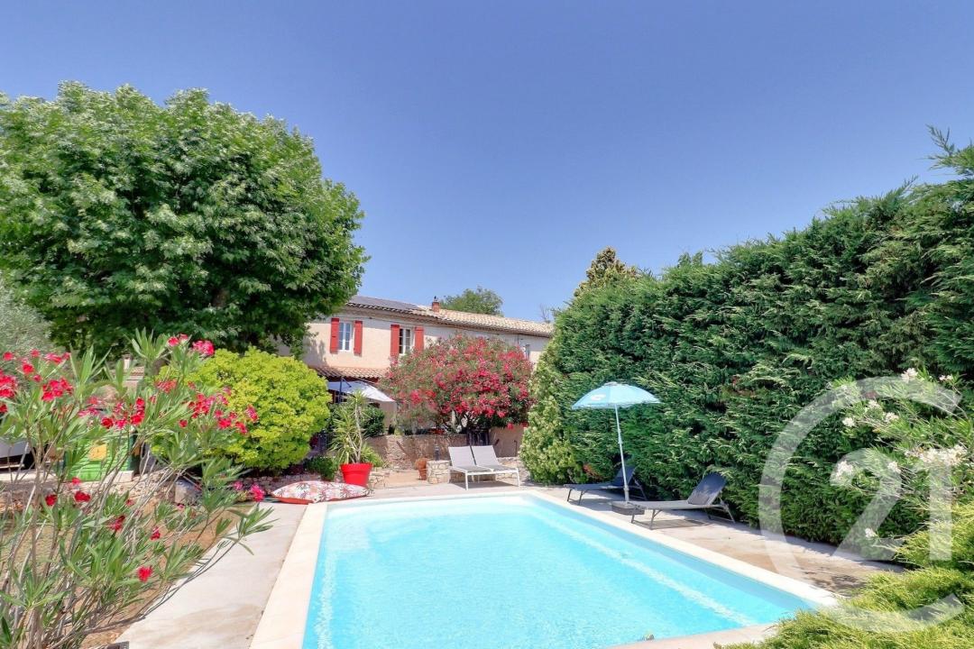 Le Pontet, Provence-Alpes-Côte D'Azur 84130, France