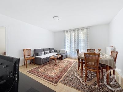 St Cyr Sur Loire, Centro 37540, França
