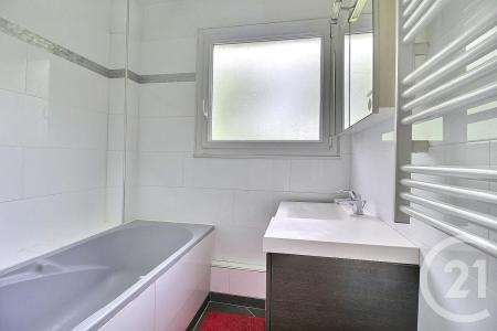 Fresnes, Île-de-France 94260, アキタン