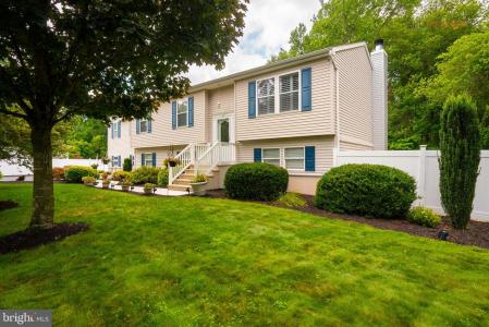 185 Fresh Ponds Road, Monroe Twp, Nova Jersey 08831, Estados Unidos