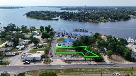 5127 Blue Harbor Drive, Panama City, Florida 32404