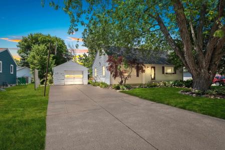 2325 UTAH Avenue, Green Bay, Wisconsin 54302-4719, Estados Unidos
