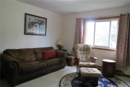 912 3rd Street N 7, Cold Spring, Minnesota 56320, USA