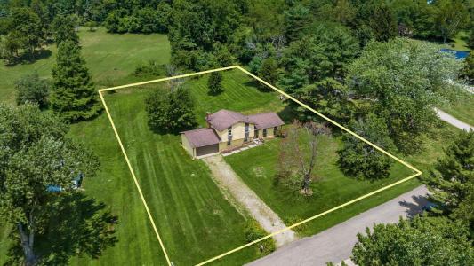 283 Dogwood Drive Se, Thornville, Ohio 43076, USA
