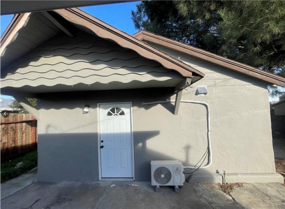2743 N E 1/2 Street, San Bernardino, Californie 92405, États-Unis