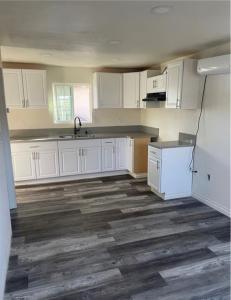 2743 N E 1/2 Street, San Bernardino, Californie 92405, États-Unis