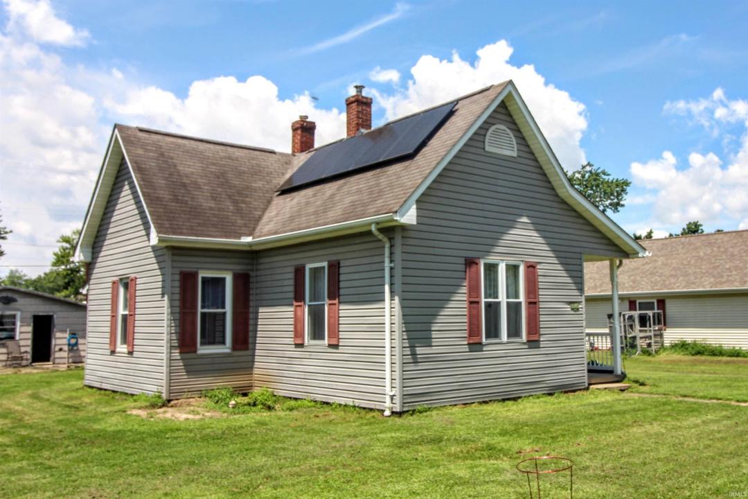 114 S Myra Street, Worthington, Indiana 47471, USA