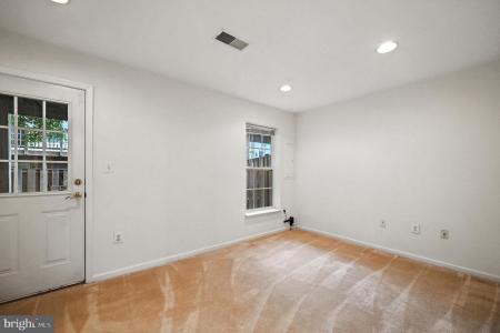 6949 Banchory Court, Alexandria, Virginia 22315