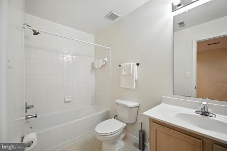 6949 Banchory Court, Alexandria, Virginia 22315