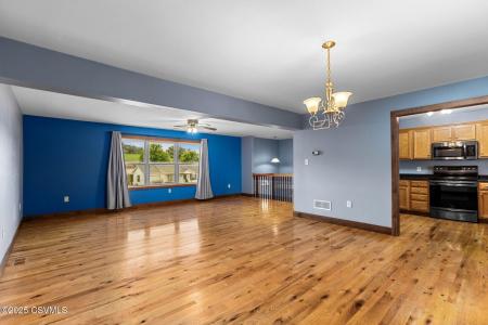 34 Walnut Estates, Middleburg, Pennsylvania 17842, USA