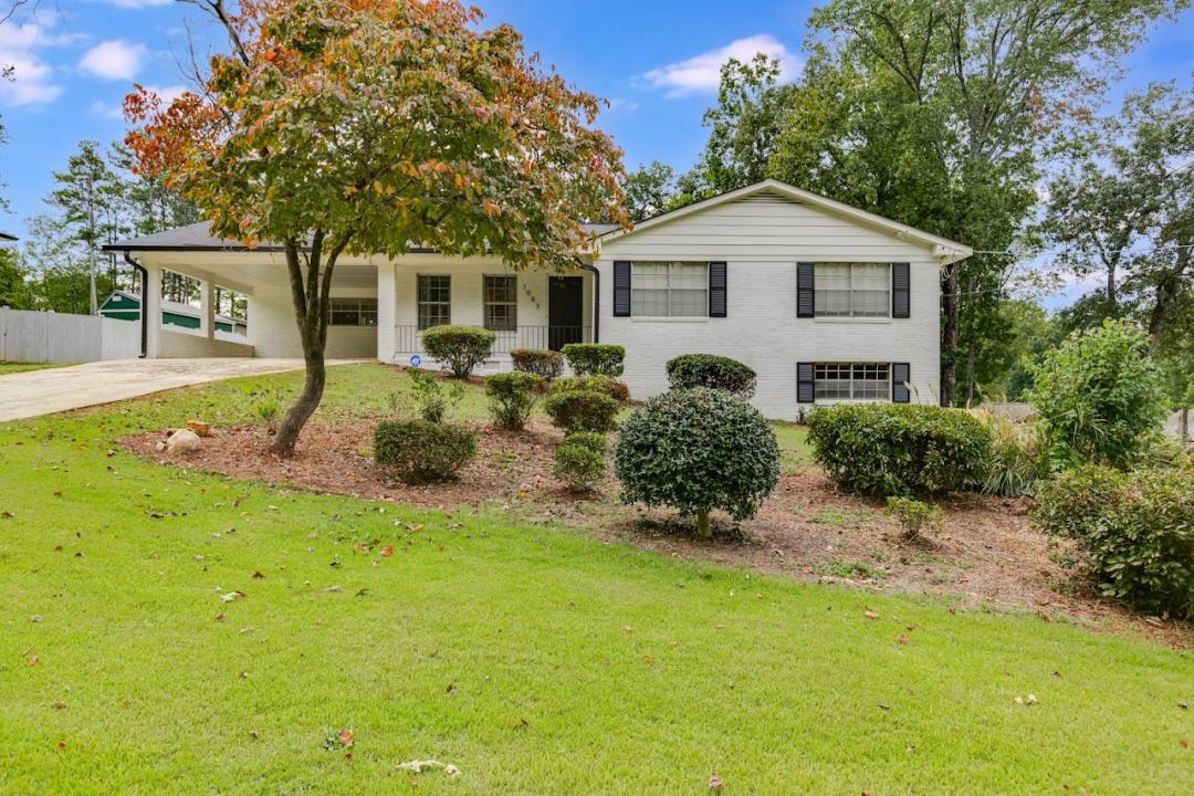 1083 Amelia Dr SW, Marietta, Georgia 30060, USA