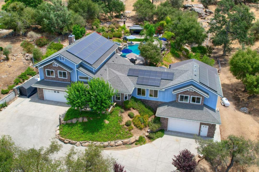 43295 Running Deer Drive, Coarsegold, קליפורניה 93614, ארצות הברית של אמריקה