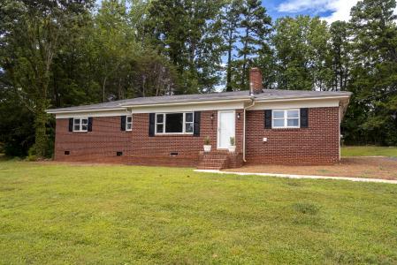 6517 Elmwood Circle, Charlotte, NC 28214, USA