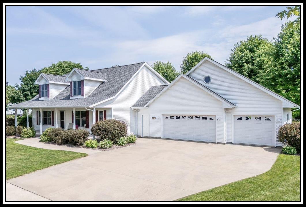 1508 Cedarhurst Drive, New London, Wisconsin 54961-2299